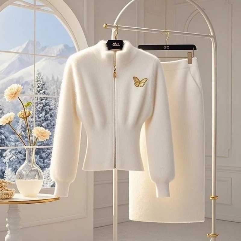 Home Office For Two - New Luxury High End Woolen Knitted